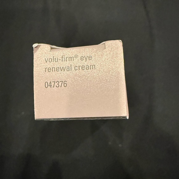 Mary Kay TimeWise Repair Volufirm Eye Renewal Cream New in Box - Picture 5 of 5